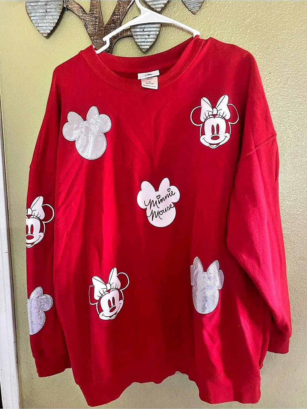Disney Minnie Mouse Red Long Sleeve XL